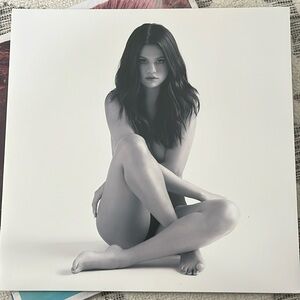 selena gomez revival record